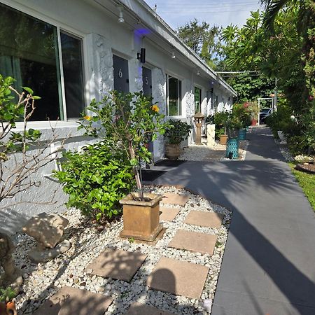 Barefoot Mailman Motel Lantana Extérieur photo